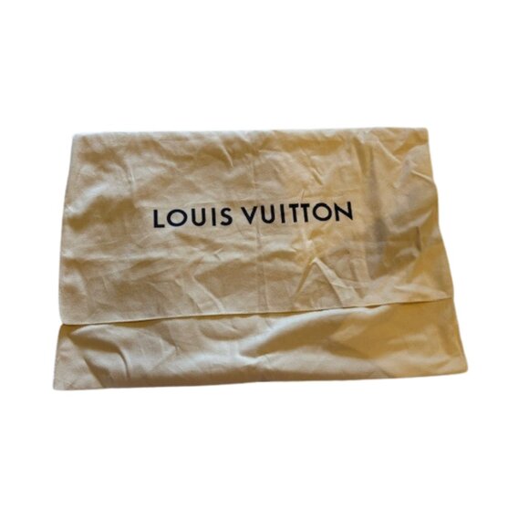 Louis Vuitton Black Epi Leather Sac D'Epaule Bucket Bag & Pochette-Vintage - Picture 9 of 11